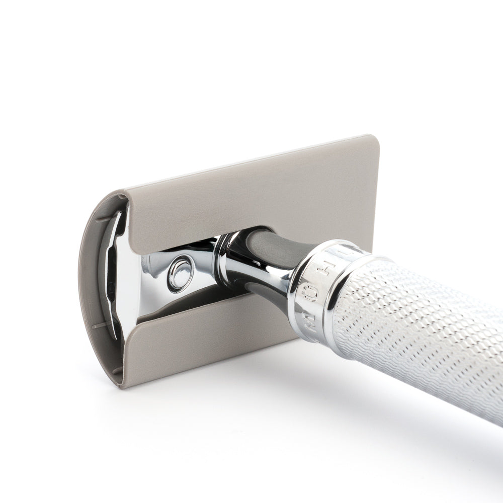Blade_Guard_for_Safety_Razor__Edwin_Jagger__Muhle__-_2_RGN3L1O1285P_71069e22-9cda-4e9c-b82e-02662a34b79b.jpg