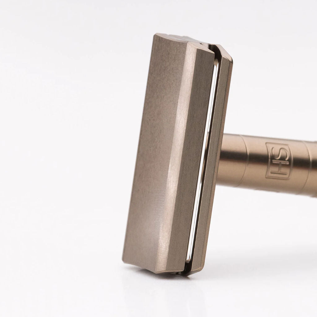 Henson AL13-M Safety Razor (Tan) - 4.jpg