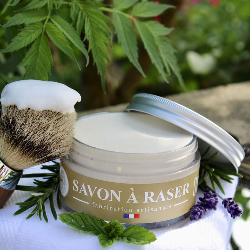 Martin de Candre Original Artisan Shaving Soap 200g - 3.jpg