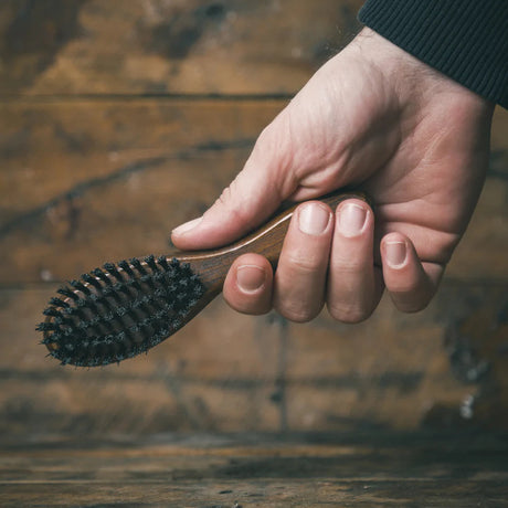 BlueBeards_20Revenge_20Fade_20Brush_20_Synthetic_20BioniFil_20Bristles_20-_203.jpg