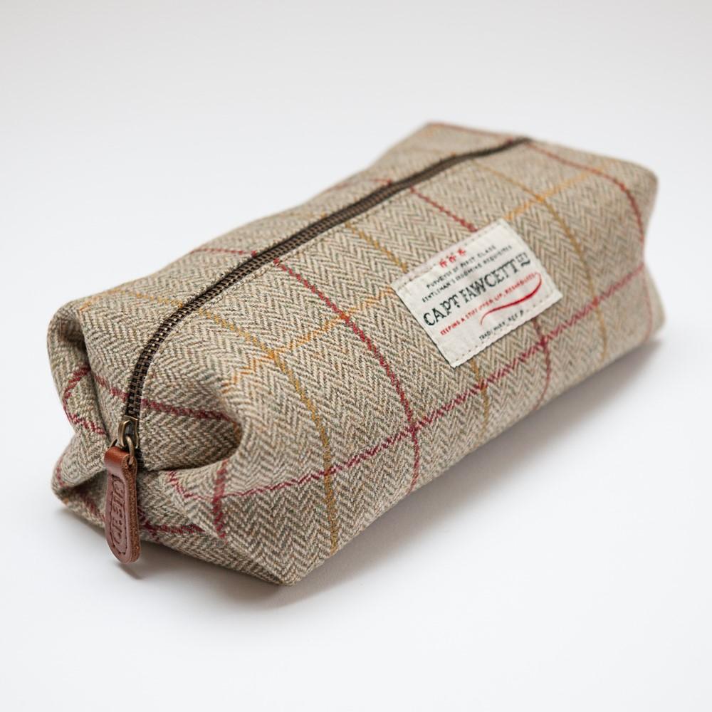 Captain_Fawcett_s_Tweed_Wash_Bag__CF.318__-_2.jpg