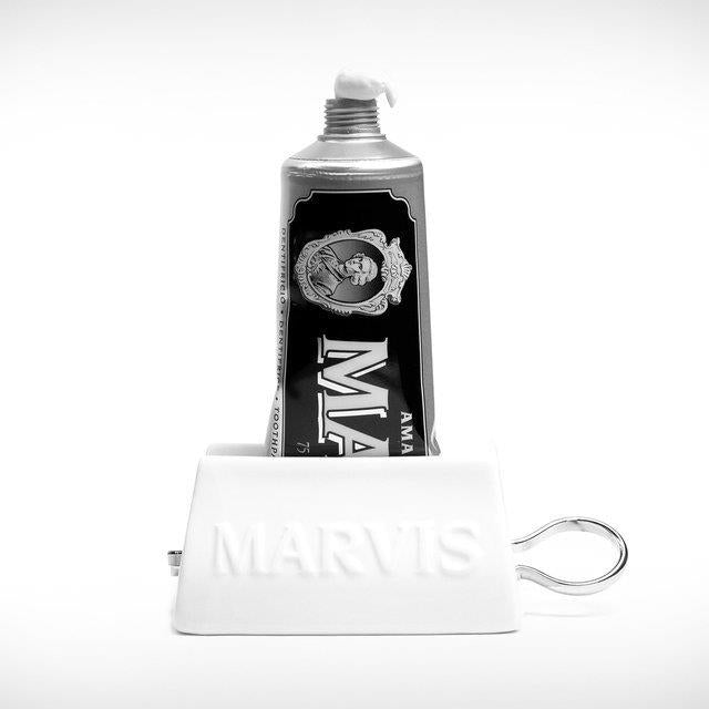 Marvis_Ceramic_Toothpaste_Squeezer_-_2_S2PPVBCGJSWC_0fe1c7b6-69b8-446c-bde4-a8541a8c3f38.jpg